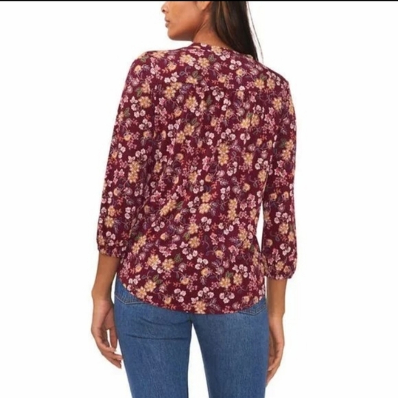 Two by Vince camuto ladies v neck blouse - Picture 3 of 3